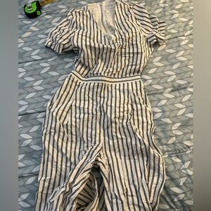 SUNCOO Black and White Striped Jumpsuit